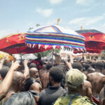 Asantehemaa’s Doteyie: Hundreds of people join Asantehene in mourning